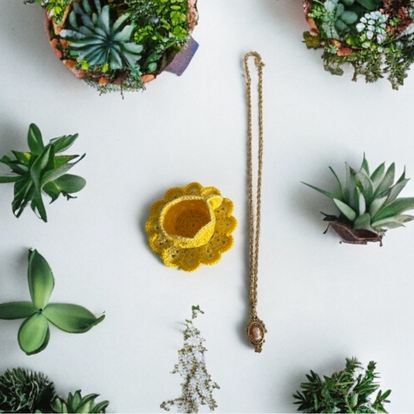 Vintage Cameo Necklace - Picture 8 of 8